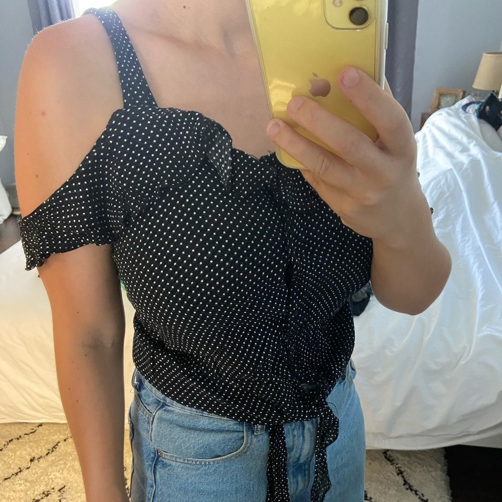 Top - Picture 3 of 3